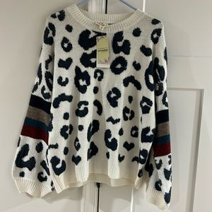 ee:some cheetah / strip sweater